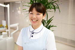 歯周病治療は新宿区新宿の歯医者松田歯科医院受付・アシスタント：石丸真紀